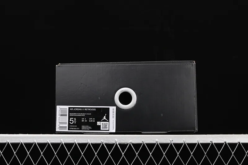 All Categories Air Jordan Jordan Series Basketball Shoes Air Jordan 11 Pure Original Version Air Jordan 11 "25th Anniversary" AJ11 Joe 11 Devil II Genuine Standard Real Carbon 378038-011